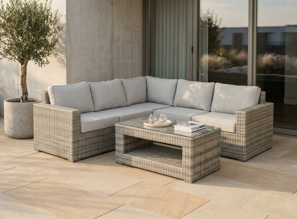 Lauko baldų komplektas - Mia